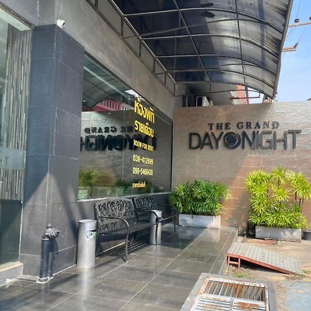 The Grand Day Night Hotel Pattaya Ngoại thất bức ảnh