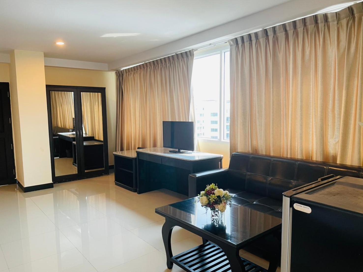 The Grand Day Night Hotel Pattaya Ngoại thất bức ảnh