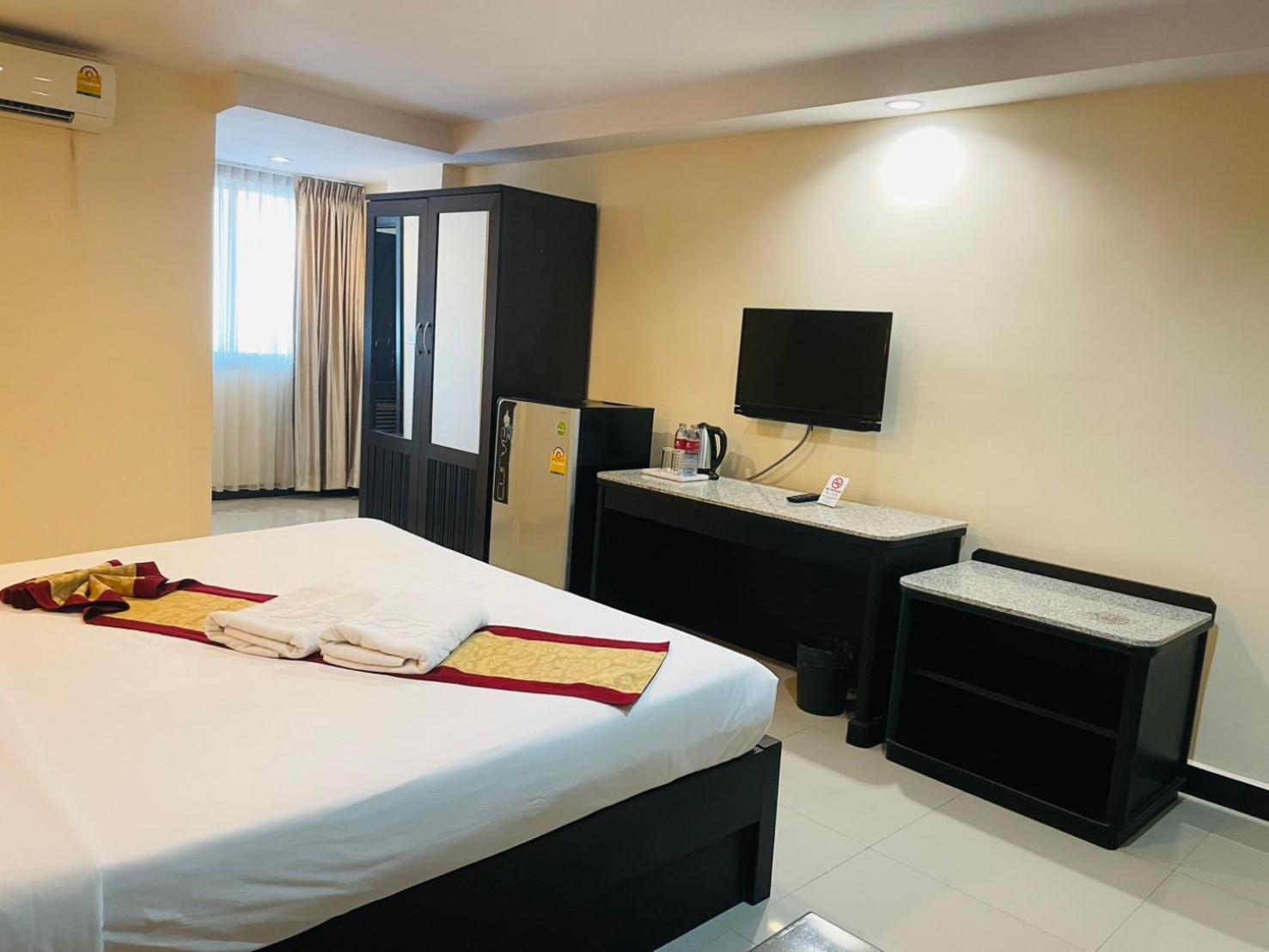 The Grand Day Night Hotel Pattaya Ngoại thất bức ảnh