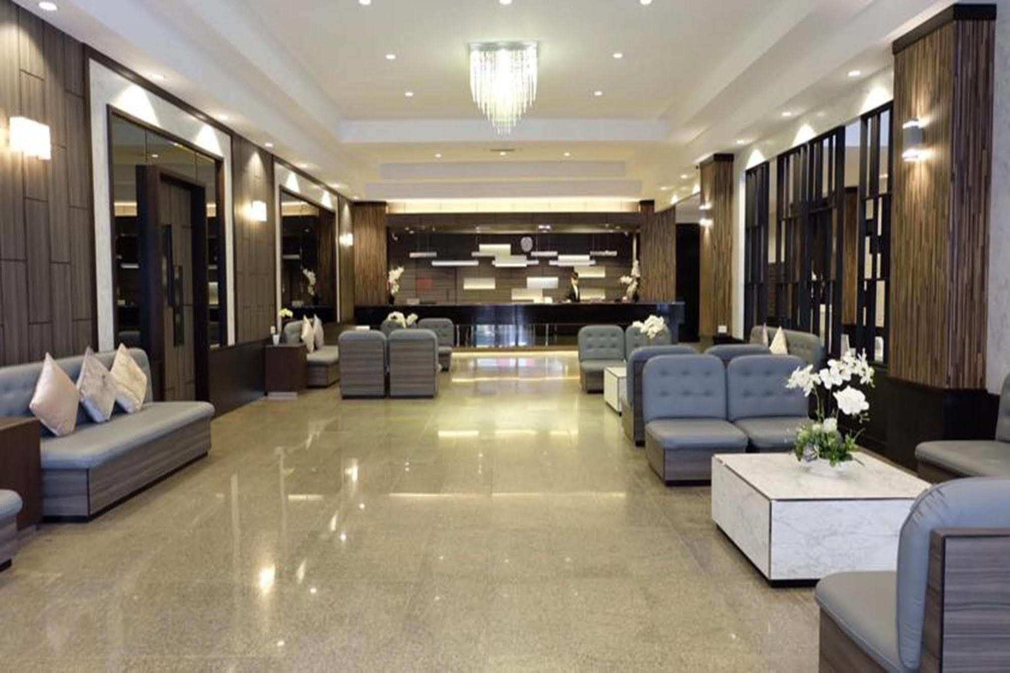 The Grand Day Night Hotel Pattaya Ngoại thất bức ảnh
