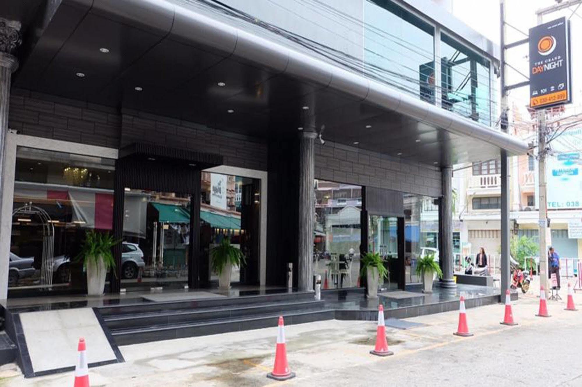 The Grand Day Night Hotel Pattaya Ngoại thất bức ảnh